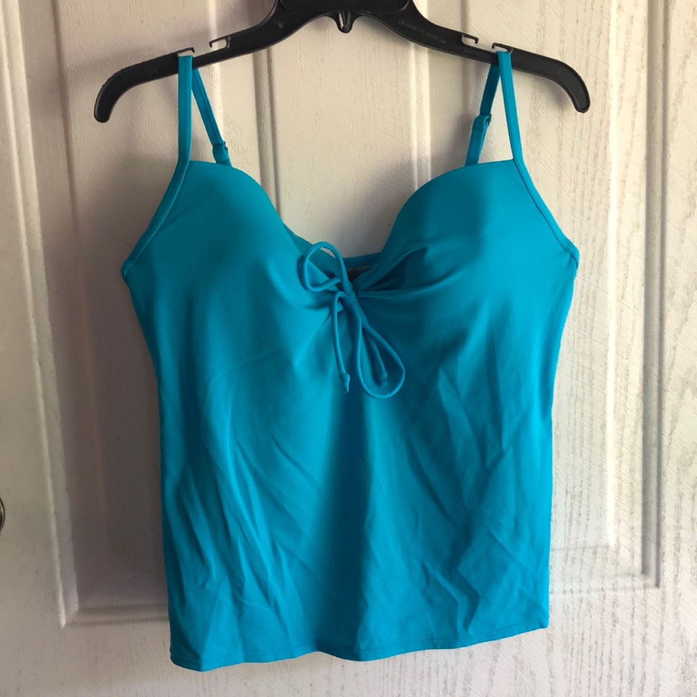 Victoria’s Secret underwire tankini